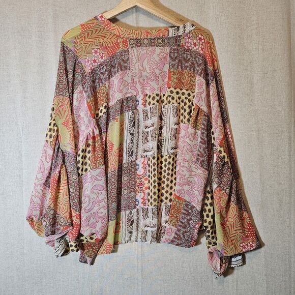 ee: some Womens Medium Sheer Top Mixed Print Pink Green Yellow Batwing - Picture 7 of 9